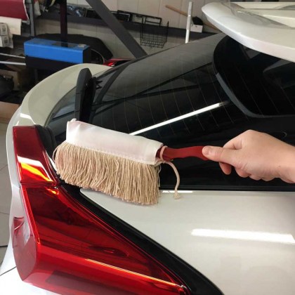 Ξεσκονιστήρι Νενέτα Με Πλαστική Λαβή & Θήκη Feral